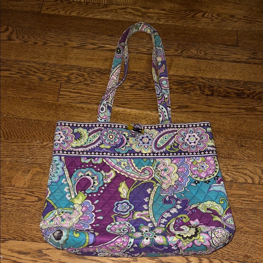 Vera Bradley retired purple Floral paisley Women's quilted Bag tote purse